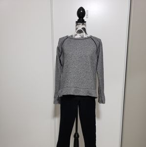 5/$15 Aerie crew neck sweatshirt with sparkles M